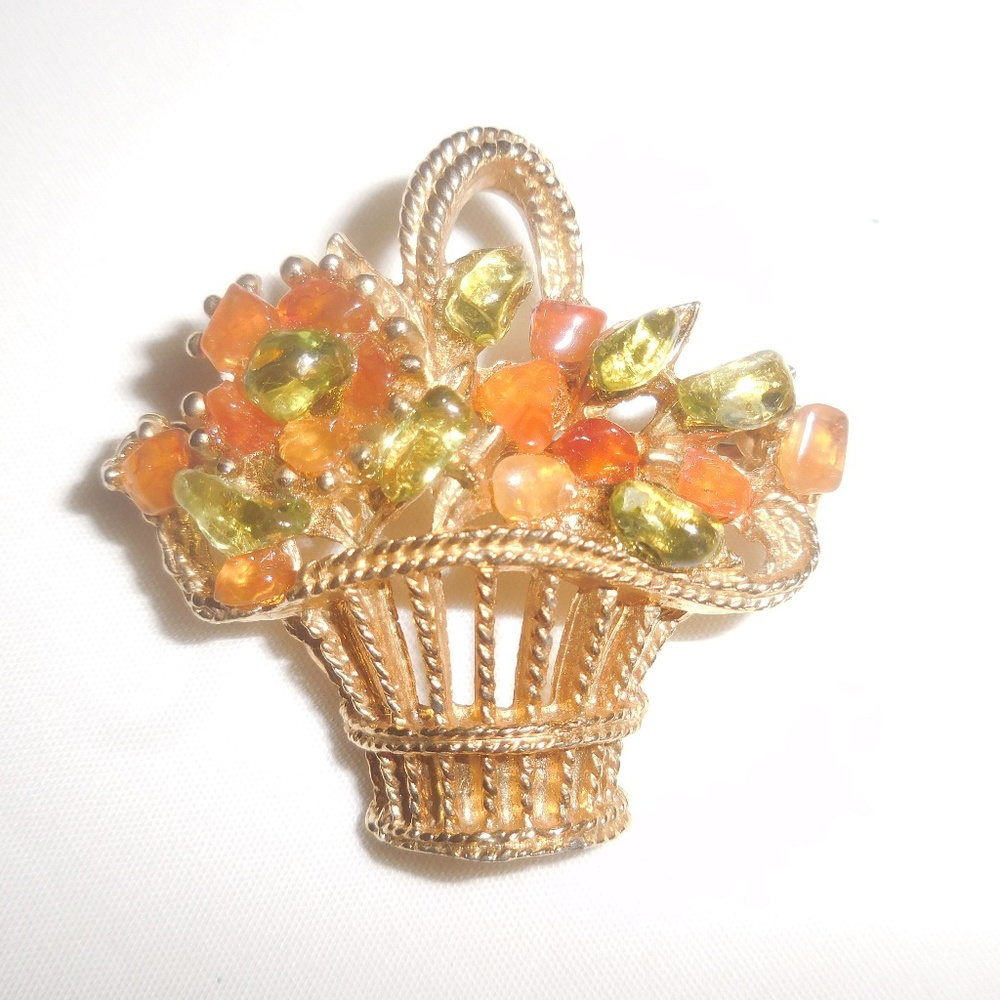 Basket Pin